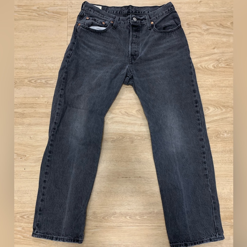 Levi's Men's Dark Gray Straight Jeans